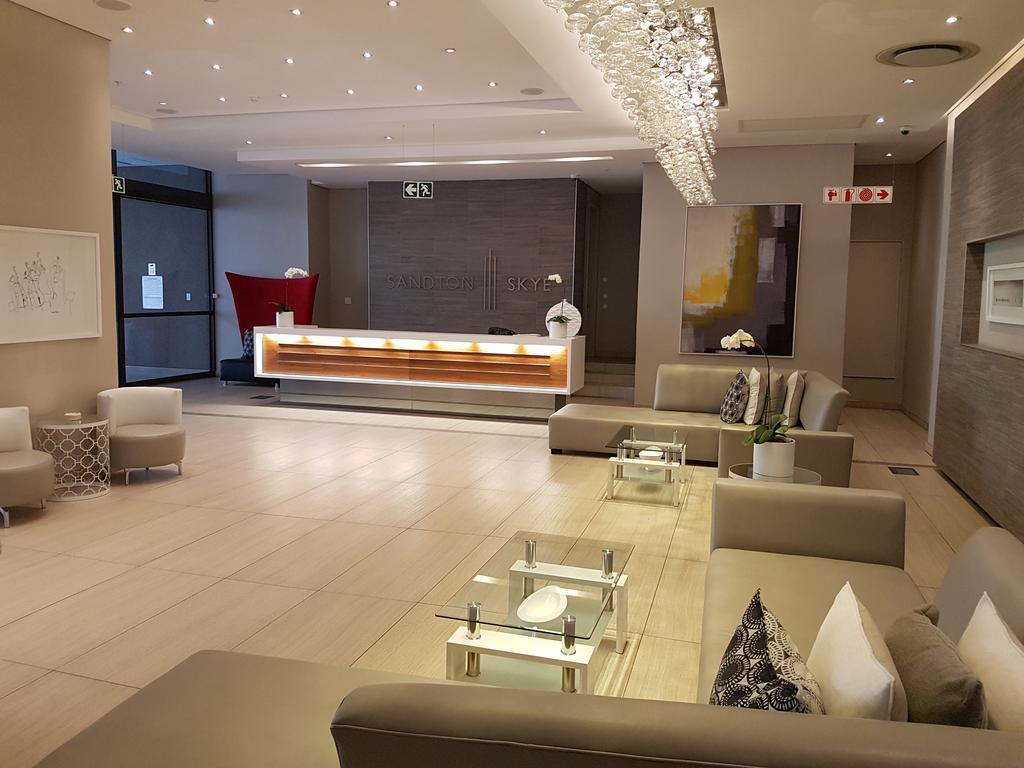615 Sandton Skye ヨハネスブルグ エクステリア 写真